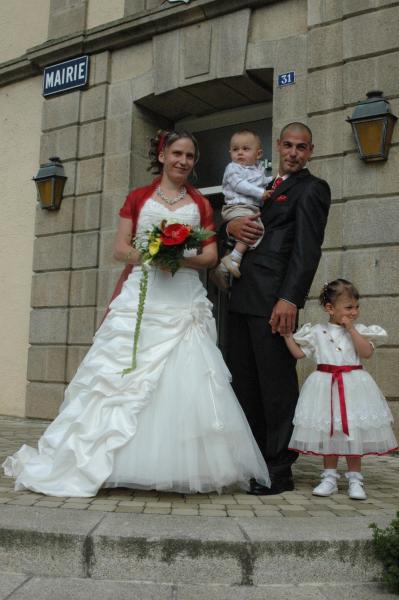 la ti famille est reuni tou peu comencer 